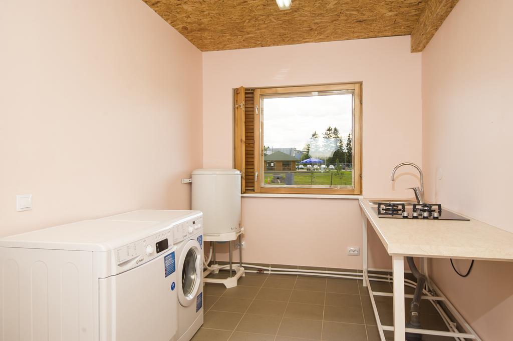 Vanamoisa Caravan Park Сауэ Номер фото
